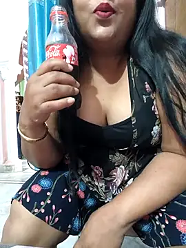 Moonae online show from 03/24/26, 09:03