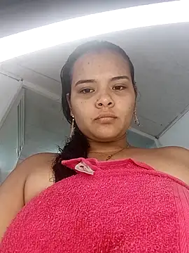 Emily Rouse23 online show from 04/30/26, 08:48