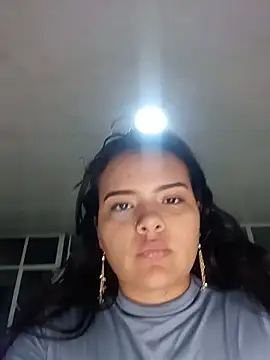 Emily Rouse23 online show from 05/17/26, 04:43