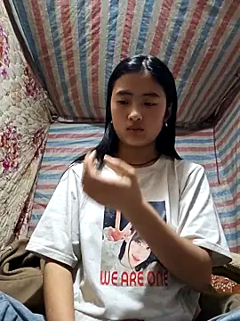 Lala-labu online show from 03/05/26, 12:17