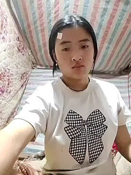 Lala-labu online show from 03/31/26, 08:15