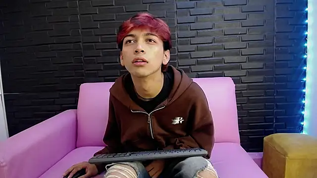 Snapshot of DanteLux chatting on 03/02/26, 02:57 DanteLux online show from 03/02/26, 02:57