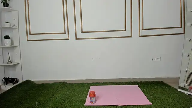 emily gaviria1 online show from 03/27/26, 12:05