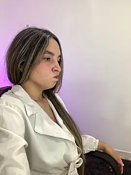 Snapshot of MANU_EF chatting on 02/24/26, 01:53 MANU EF online show from 02/24/26, 01:53