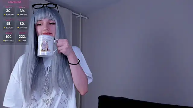 kira montelle online show from 04/06/26, 06:53