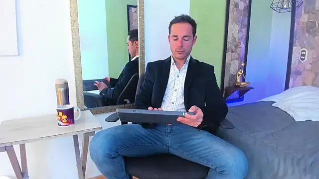 Adams Sanz online show from 05/15/26, 07:21