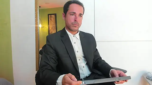 Adams Sanz online show from 06/09/26, 07:36