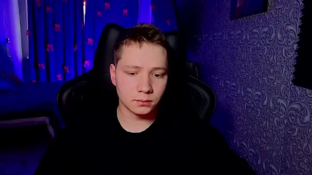 Snapshot of Karl_Night_ chatting on 02/25/26, 05:17 Karl Night online show from 02/25/26, 05:17