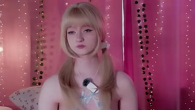 effy dollie online show from 07/18/26, 10:08