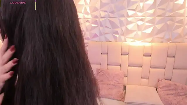 mell muller online show from 04/07/26, 11:54