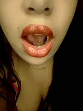 madleen Mm online show from 03/13/26, 08:15