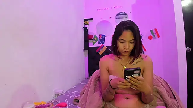 Snapshot of sapphire_brown20 chatting on 07/02/26, 11:55 sapphire brown20 online show from 07/02/26, 11:55
