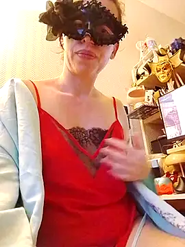 Snapshot of lily2022 chatting on 02/26/26, 05:45 lily2022 online show from 02/26/26, 05:45