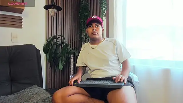 Noha  scott online show from 03/12/26, 02:23