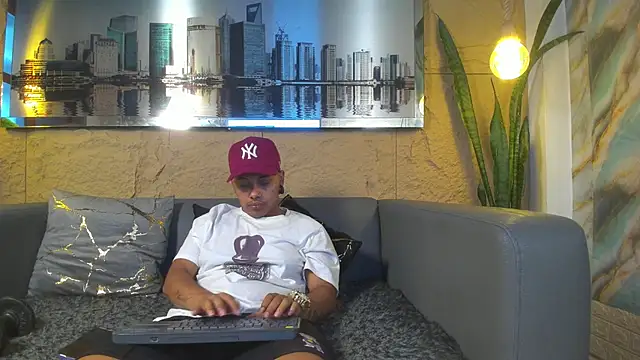 Noha  scott online show from 03/31/26, 02:50