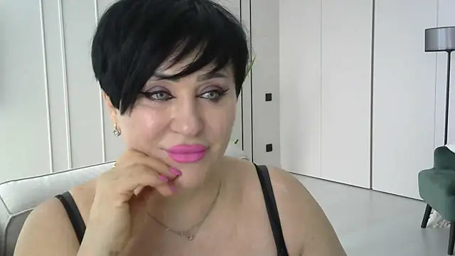 Kleotempt online show from 04/12/26, 09:58