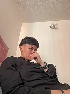 Snapshot of Tomnico_19 chatting on 03/01/26, 07:49 Tomnico 19 online show from 03/01/26, 07:49