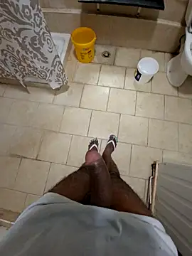 Snapshot of horneybachlor chatting on 02/25/26, 09:24 horneybachlor online show from 02/25/26, 09:24