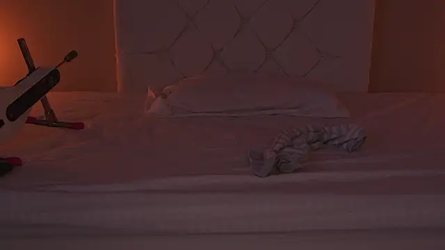 Snapshot of Dollhell chatting on 03/11/26, 10:10 Dollhell online show from 03/11/26, 10:10