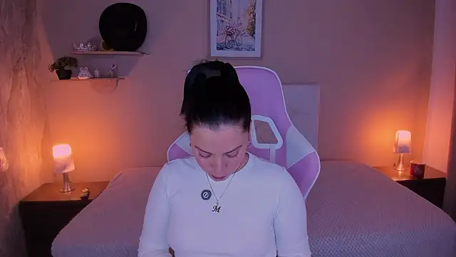 Snapshot of Dollhell chatting on 03/24/26, 11:48 Dollhell online show from 03/24/26, 11:48