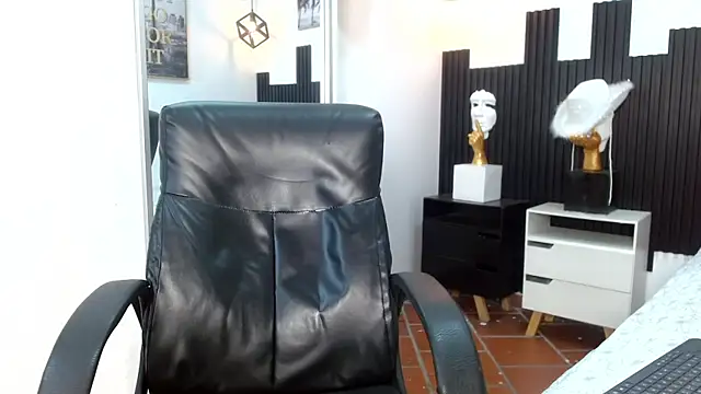 Snapshot of trevor_mob chatting on 07/09/26, 04:22 trevor mob online show from 07/09/26, 04:22