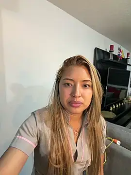 Snapshot of RubiaMorena chatting on 02/24/26, 01:47 RubiaMorena online show from 02/24/26, 01:47