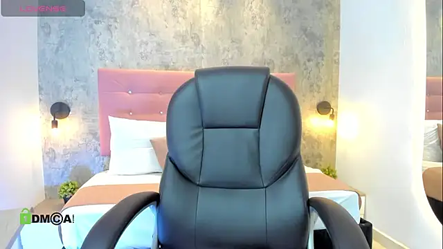 RomaBellanova online show from 04/17/26, 08:34