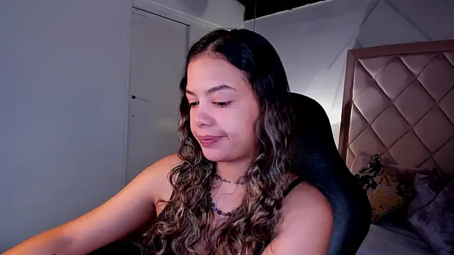 dulce lyraa1 online show from 05/29/26, 04:21