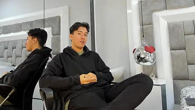 Snapshot of Austin_Reedss chatting on 02/26/26, 12:15 Austin Reedss online show from 02/26/26, 12:15