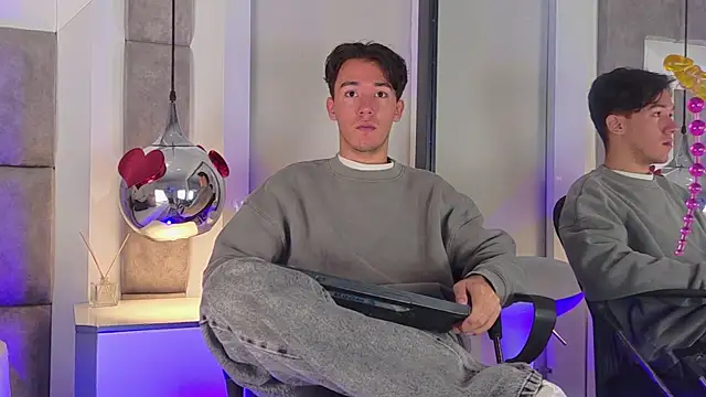 Austin Reedss online show from 04/03/26, 12:47