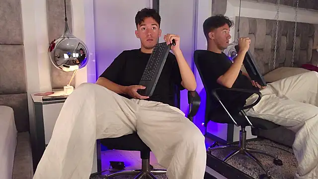 Austin Reedss online show from 05/08/26, 02:22