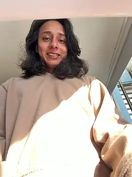 Elisasue online show from 05/14/26, 08:37