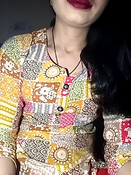 Rashmika Mandana online show from 02/27/26, 04:45