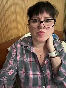 expensive lady online show from 03/23/26, 08:46