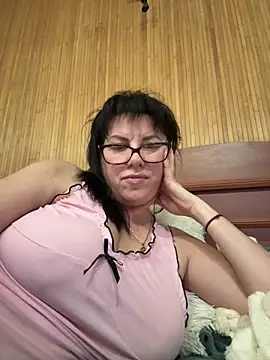 expensive lady online show from 04/05/26, 07:22