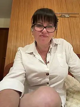 expensive lady online show from 05/24/26, 07:30