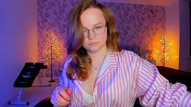 AngellaRud online show from 02/26/26, 07:35