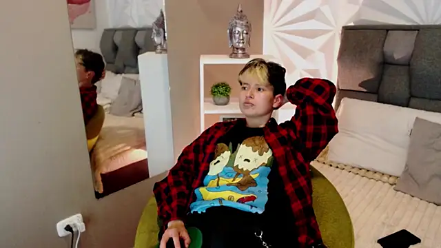 RedHood 1 online show from 04/02/26, 04:21