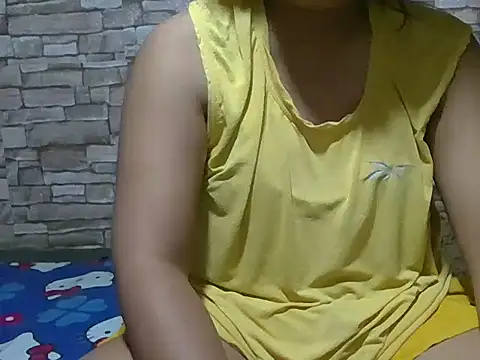 Flowerbebe online show from 07/20/26, 09:34