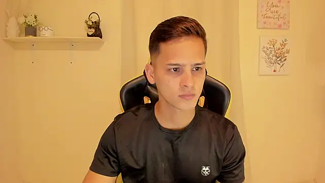 sexy andres01 online show from 06/03/26, 02:19