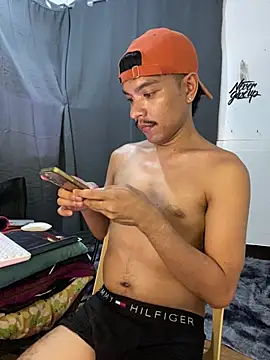 Snapshot of asian_darlingcummersxXx chatting on 07/07/26, 06:47 asian darlingcummersxXx online show from 07/07/26, 06:47