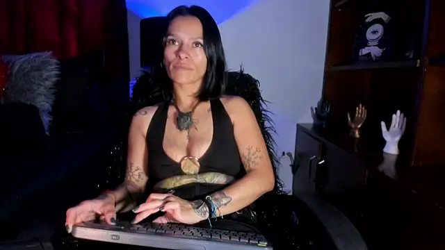 Amelie Blake online show from 03/12/26, 11:49