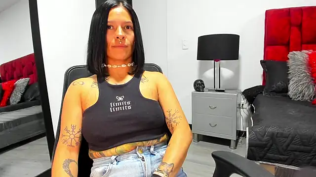 Amelie Blake online show from 06/03/26, 11:35