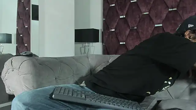 TonyBenedetti online show from 04/06/26, 08:54