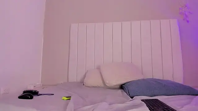 sophia walkett  online show from 04/09/26, 02:11