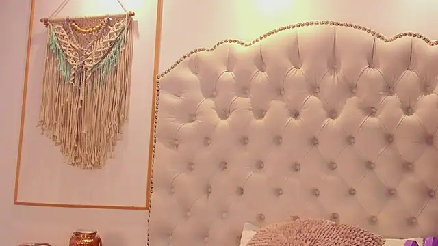 Sara funy online show from 03/27/26, 11:21