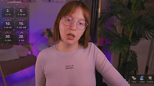 Snapshot of arizzzona_x chatting on 02/25/26, 01:43 arizzzona x online show from 02/25/26, 01:43