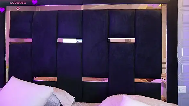 Dark Eros  online show from 03/16/26, 07:40