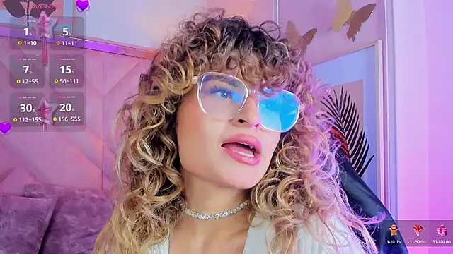 Snapshot of emilyjonesss_ chatting on 03/02/26, 08:04 emilyjonesss online show from 03/02/26, 08:04