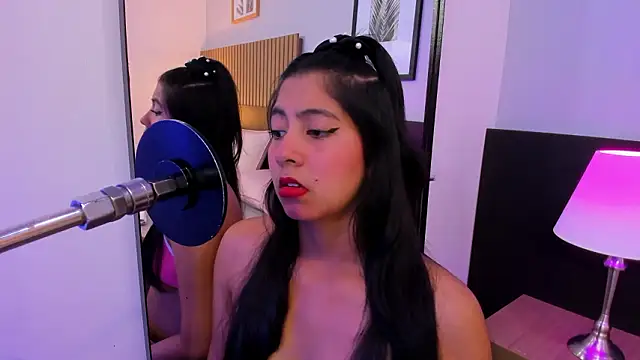 lanna doll  online show from 03/20/26, 11:59